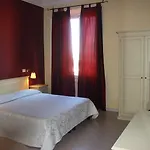 מלון Genzianella 2*